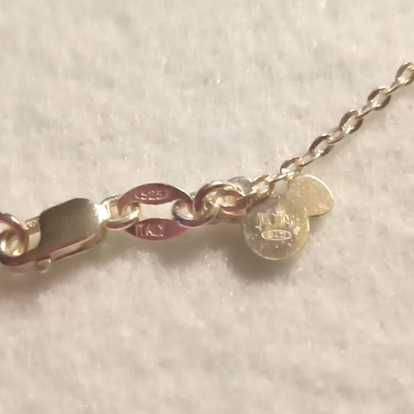 DISNEY MICKEY MOUSE IN A ETERNITY CIRCLE OF CRYSTAL - Picture 6 of 6